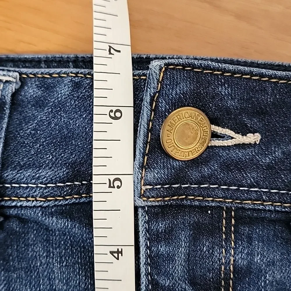 American Eagle cut off denim jean shorts Size 0